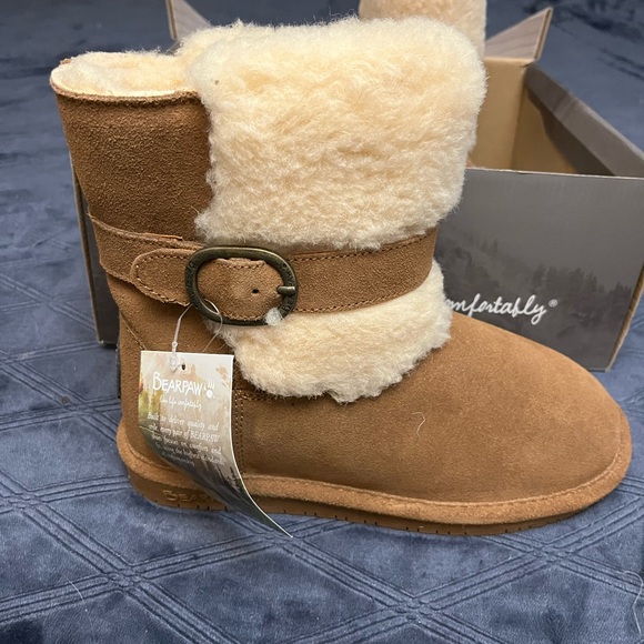 Women’s  Bearpaw boots size 7 - Picture 2 of 7